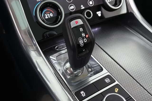 Land Rover Range Rover Sport (2020) thumbnail 32