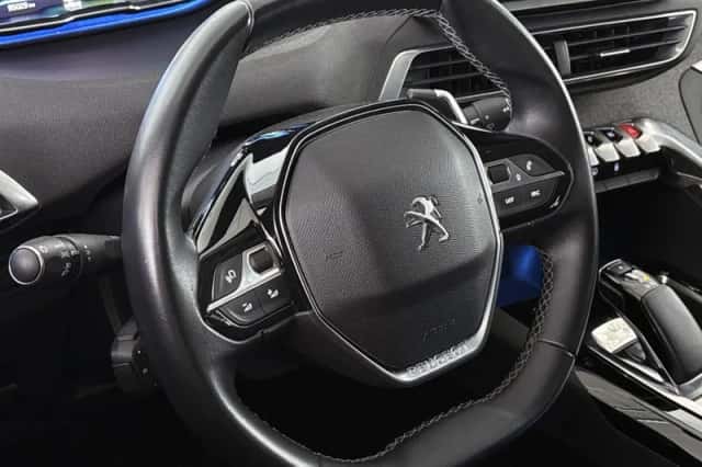 Peugeot 3008 (2021) thumbnail 12