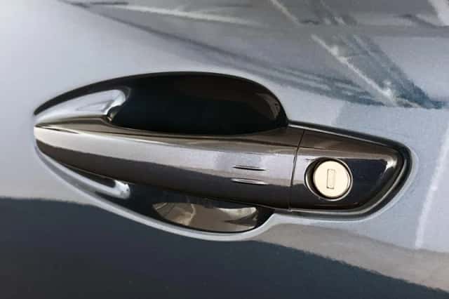 Peugeot 3008 (2021) thumbnail 18