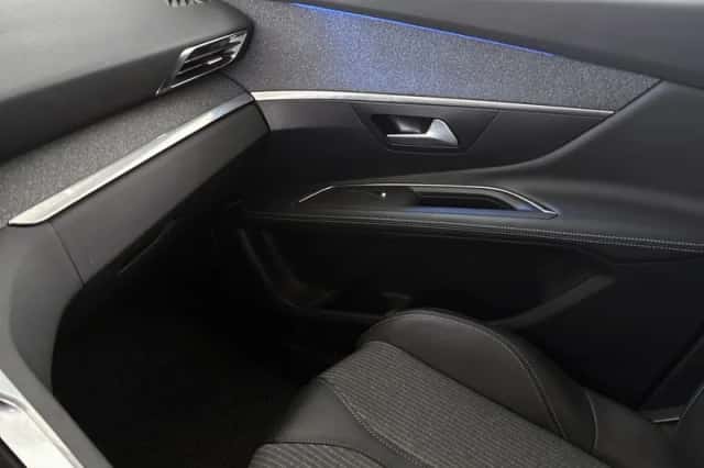 Peugeot 3008 (2021) thumbnail 20