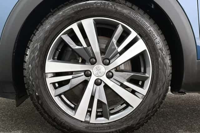 Peugeot 3008 (2021) thumbnail 22