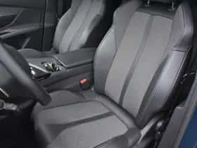 Peugeot 3008 (2021) thumbnail 6