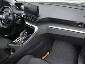Peugeot 3008 (2021) thumbnail 8