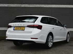 Škoda Octavia (2022) thumbnail 2
