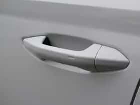 Škoda Octavia (2022) thumbnail 18