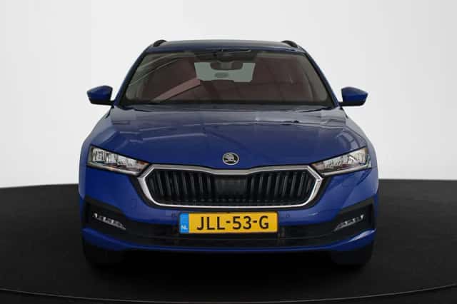 Škoda Octavia (2022) thumbnail 14