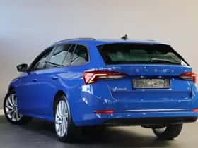 Škoda Octavia (2022) thumbnail 4