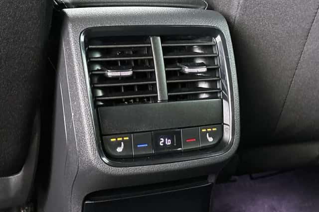 Škoda Octavia (2022) thumbnail 33