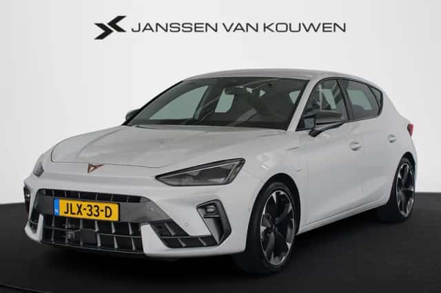 CUPRA Leon (2025) thumbnail 1