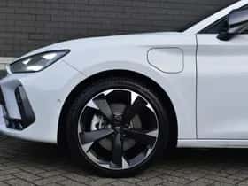 CUPRA Leon (2025) thumbnail 38