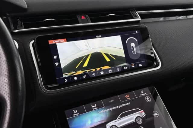Land Rover Range Rover Velar (2019) thumbnail 16