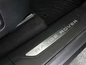 Land Rover Range Rover Velar (2019) thumbnail 25