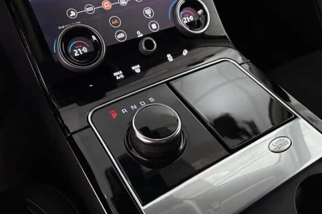 Land Rover Range Rover Velar (2019) thumbnail 28