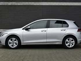 Volkswagen Golf (2021) thumbnail 2