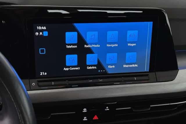 Volkswagen Golf (2021) thumbnail 12