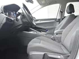 Volkswagen Golf (2021) thumbnail 16