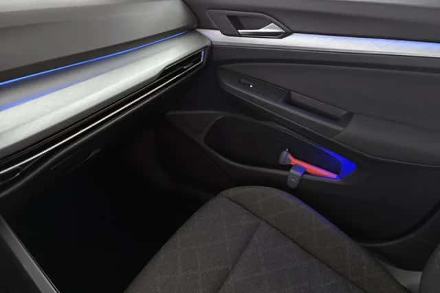 Volkswagen Golf (2021) thumbnail 19
