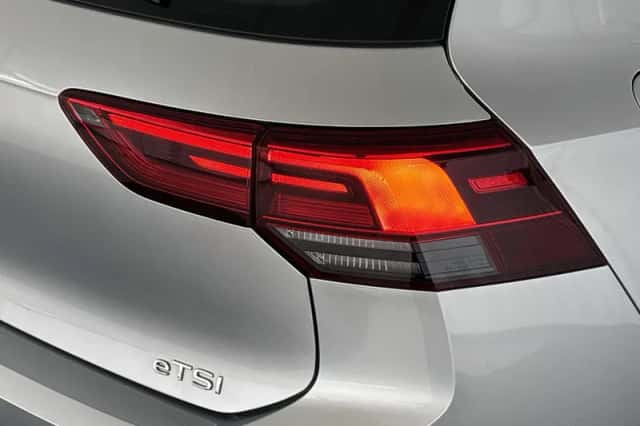 Volkswagen Golf (2021) thumbnail 20