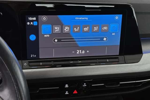 Volkswagen Golf (2021) thumbnail 22