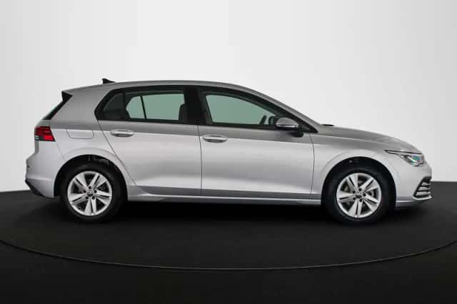 Volkswagen Golf (2021) thumbnail 29
