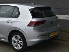 Volkswagen Golf (2021) thumbnail 31