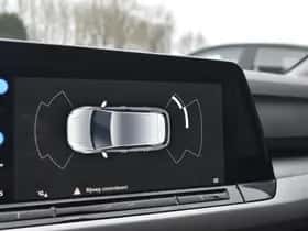 Volkswagen Golf (2021) thumbnail 8