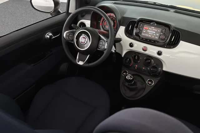 Fiat 500C (2022) thumbnail 16