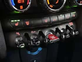 MINI Cooper S (2019) thumbnail 22