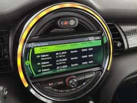 MINI Cooper S (2019) thumbnail 28