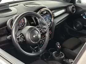 MINI Cooper S (2019) thumbnail 42