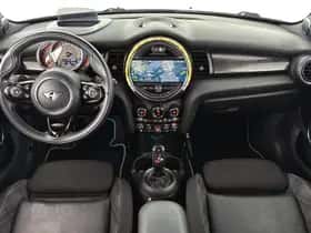 MINI Cooper S (2019) thumbnail 7