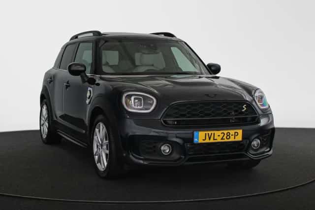 MINI Countryman (2022) thumbnail 2