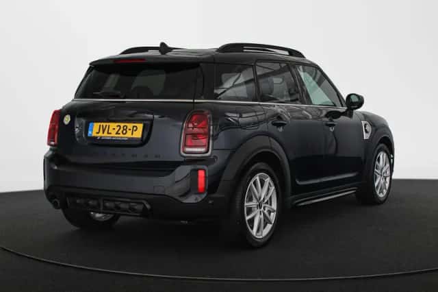 MINI Countryman (2022) thumbnail 3