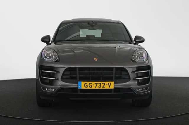Porsche Macan (2015) thumbnail 14