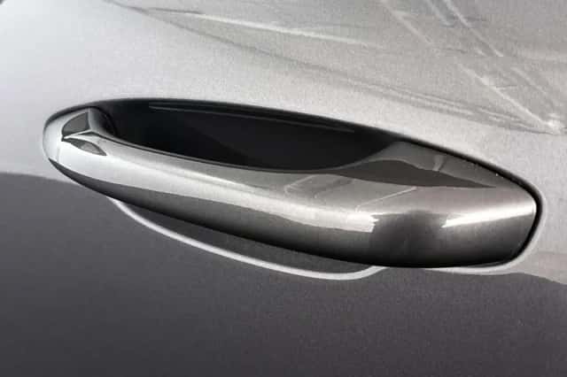Porsche Macan (2015) thumbnail 20