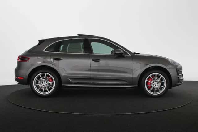 Porsche Macan (2015) thumbnail 34