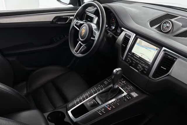 Porsche Macan (2015) thumbnail 47