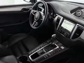 Porsche Macan (2015) thumbnail 47