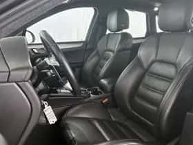 Porsche Macan (2015) thumbnail 6
