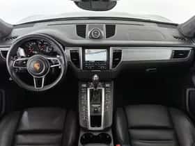 Porsche Macan (2015) thumbnail 7