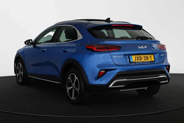 Kia XCeed (2022) thumbnail 4