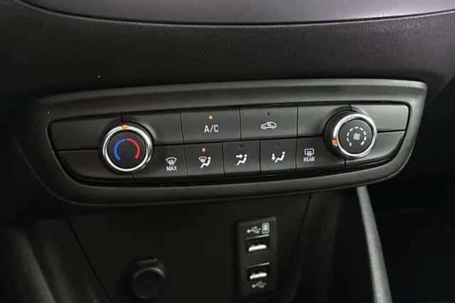 Opel Crossland (2021) thumbnail 21