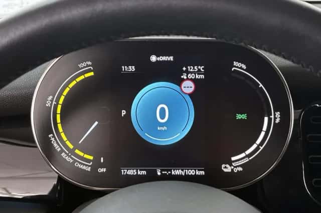 MINI Electric (2024) thumbnail 12
