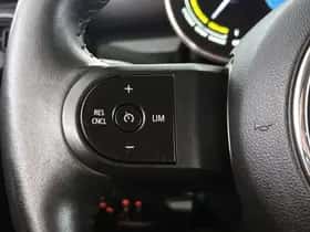 MINI Electric (2024) thumbnail 29