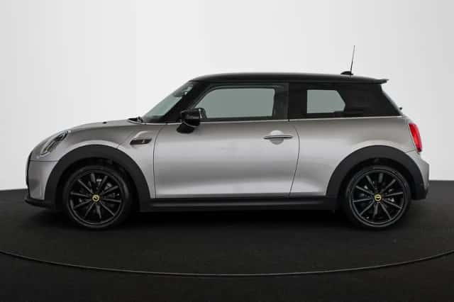 MINI Electric (2024) thumbnail 32