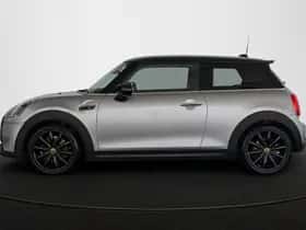 MINI Electric (2024) thumbnail 32