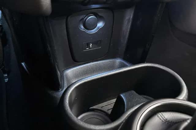 MINI Electric (2024) thumbnail 41