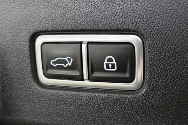 Kia Sorento (2022) thumbnail 12