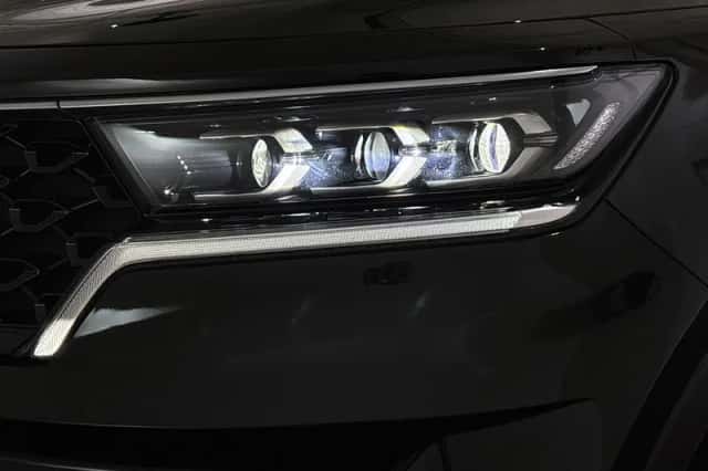 Kia Sorento (2022) thumbnail 22