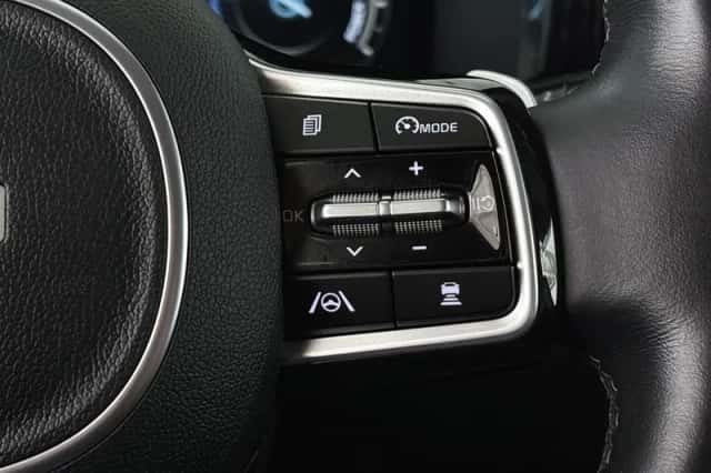 Kia Sorento (2022) thumbnail 33